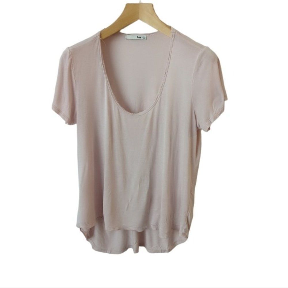 Aritzia Wilfred Free Valmere T-Shirt Classic Scoop Neck - Picture 2 of 4